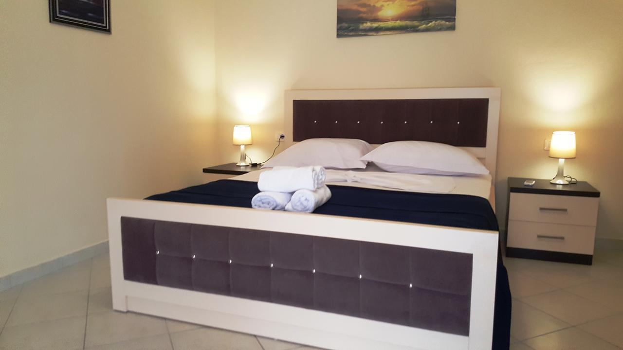 Cava Apartments Саранде Екстериор снимка